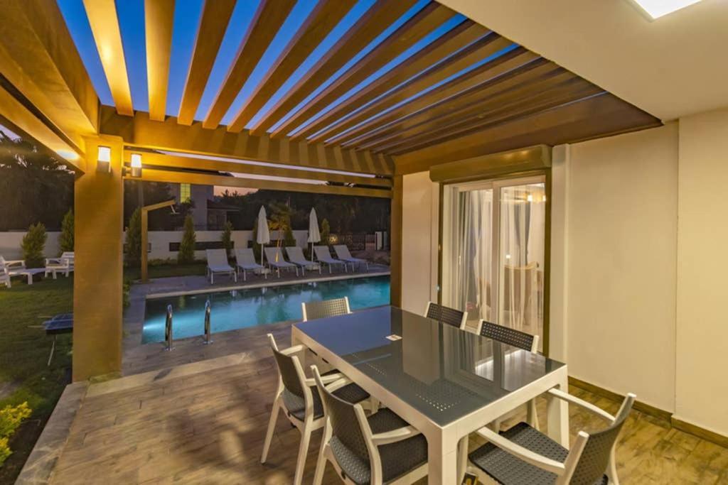 Bella- 4 Bedroom Holiday Villa In Oludeniz Fethiye Zewnętrze zdjęcie