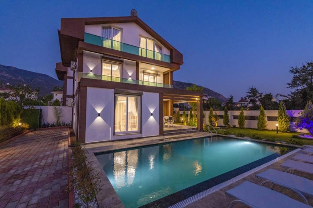 Bella- 4 Bedroom Holiday Villa In Oludeniz Fethiye Zewnętrze zdjęcie